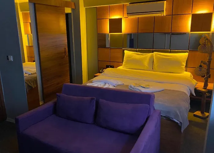Kadikoey Linda Hotel